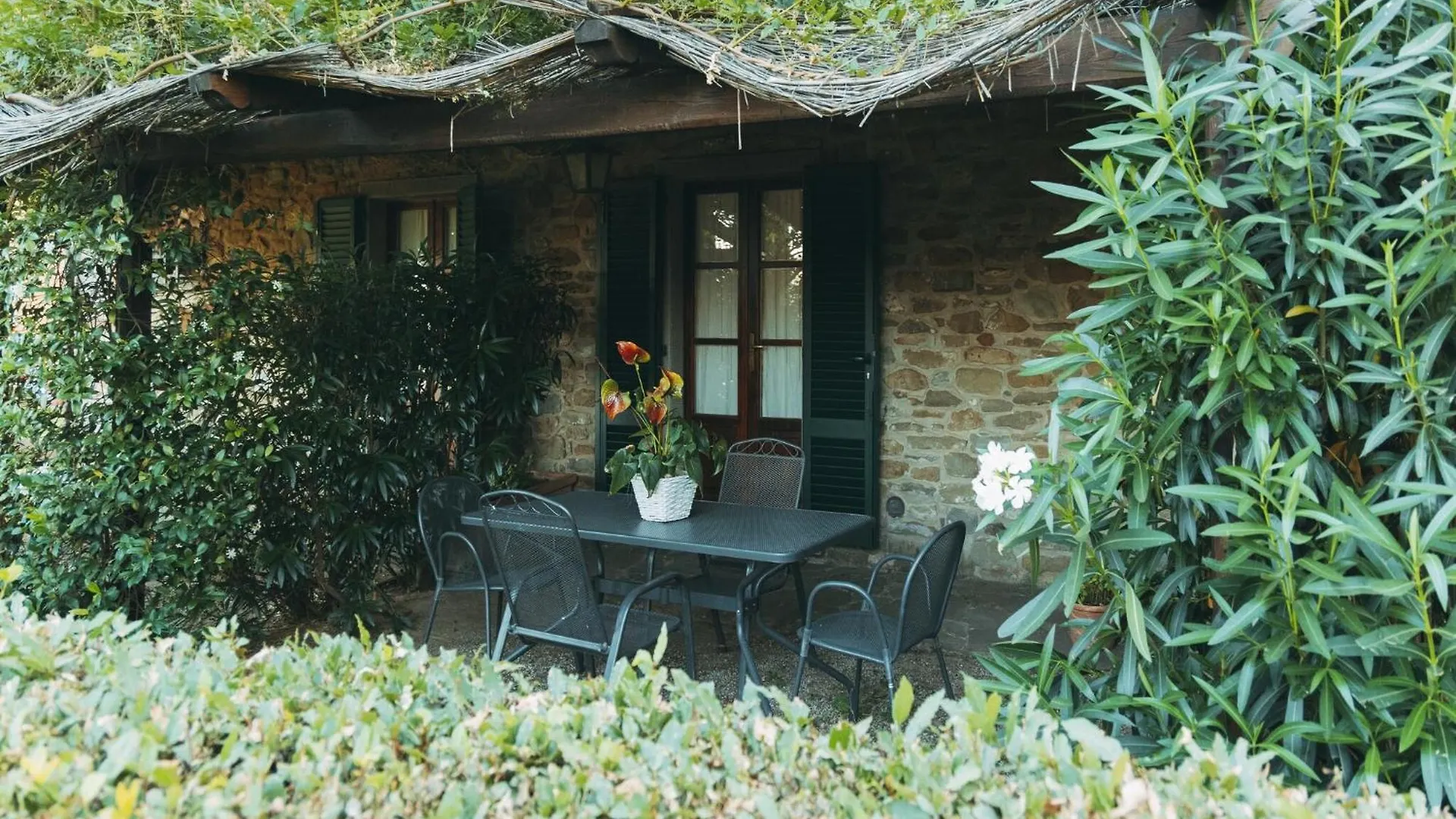 Holiday home Rustic Farmhouse In Cortona With Swimming Pool Villa